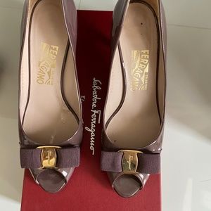 Salvatore Ferragamo Open-toe Pumps